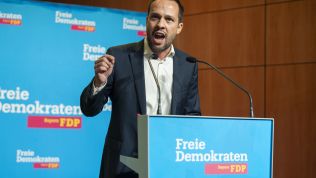 Martin Hagen bei seiner Rede auf dem Landparteitag der FDP Bayern. 