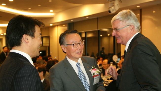 Stiftungskuratoriumsvorsitzender Jürgen Morlok bei der Konferenz in Seoul. Bild: Freiheit.org