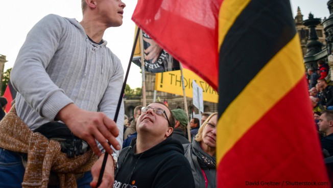 Anti-islamische Demo in Dresden. Bild: David Greitzer / Shutterstock.com