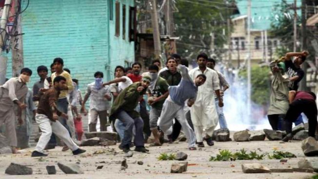 Unruhen in Kaschmir. Bild: flickr.com/kashmirglobal - CC BY 2.0, bearbeitet.