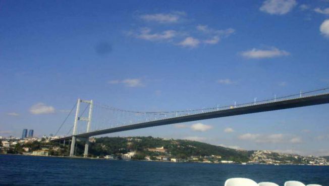 Die Bosporusbrücke in Istanbul