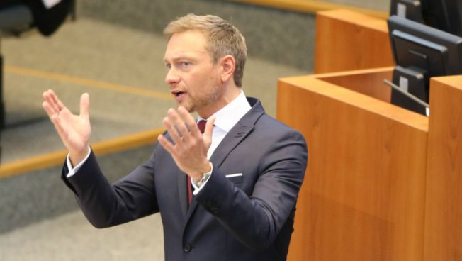 Christian Lindner spricht im Landtag NRW