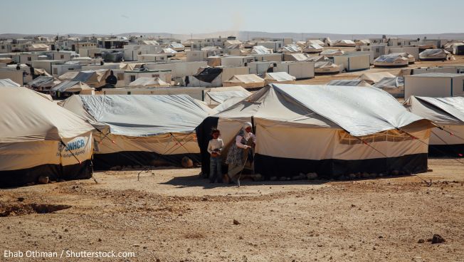 Syrische Flüchtlinge im jordanischen Lager Zaatari. Bild: Ehab Othman / Shutterstock.com
