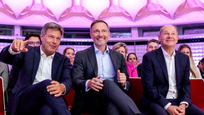 Lindner, Scholz und Habeck auf dem Startup-Summit. 