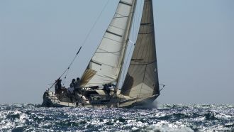 Segelschiff gerät in Seenot